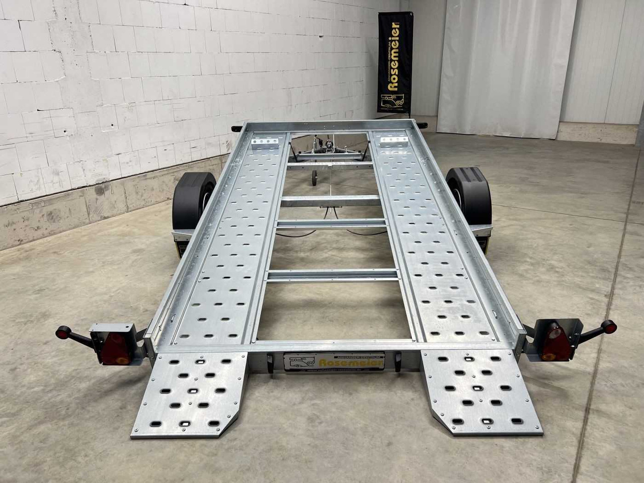 Autotransporter Anhänger neu kaufen MARTZ Tieflader 350 1,8T Autotransporter: das Bild 11