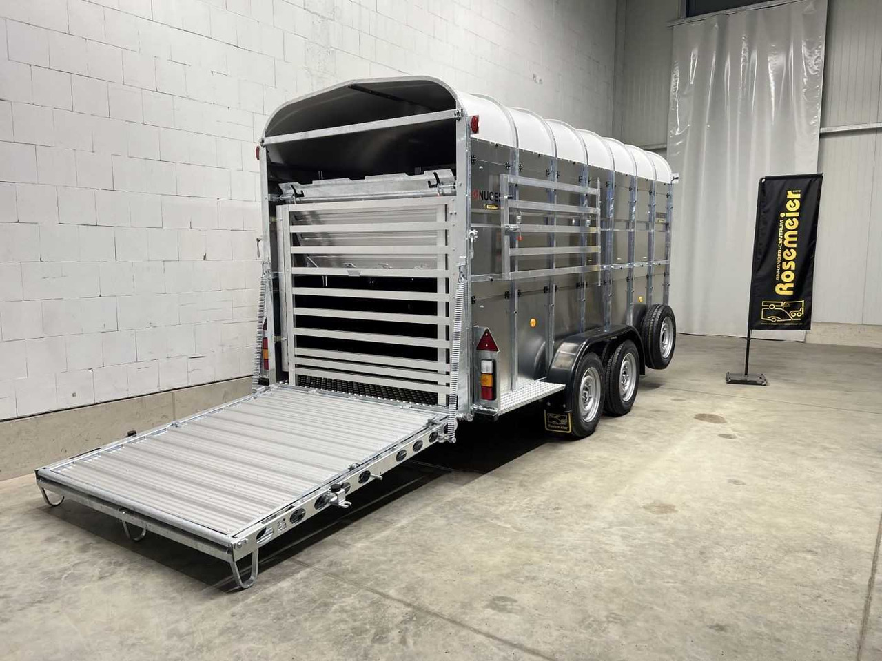 NUGENT L4318H-H-SD Viehanhänger - Tiertransporter Anhänger: das Bild 2 NUGENT L4318H-H-SD Viehanhänger - Tiertransporter Anhänger: das Bild 2