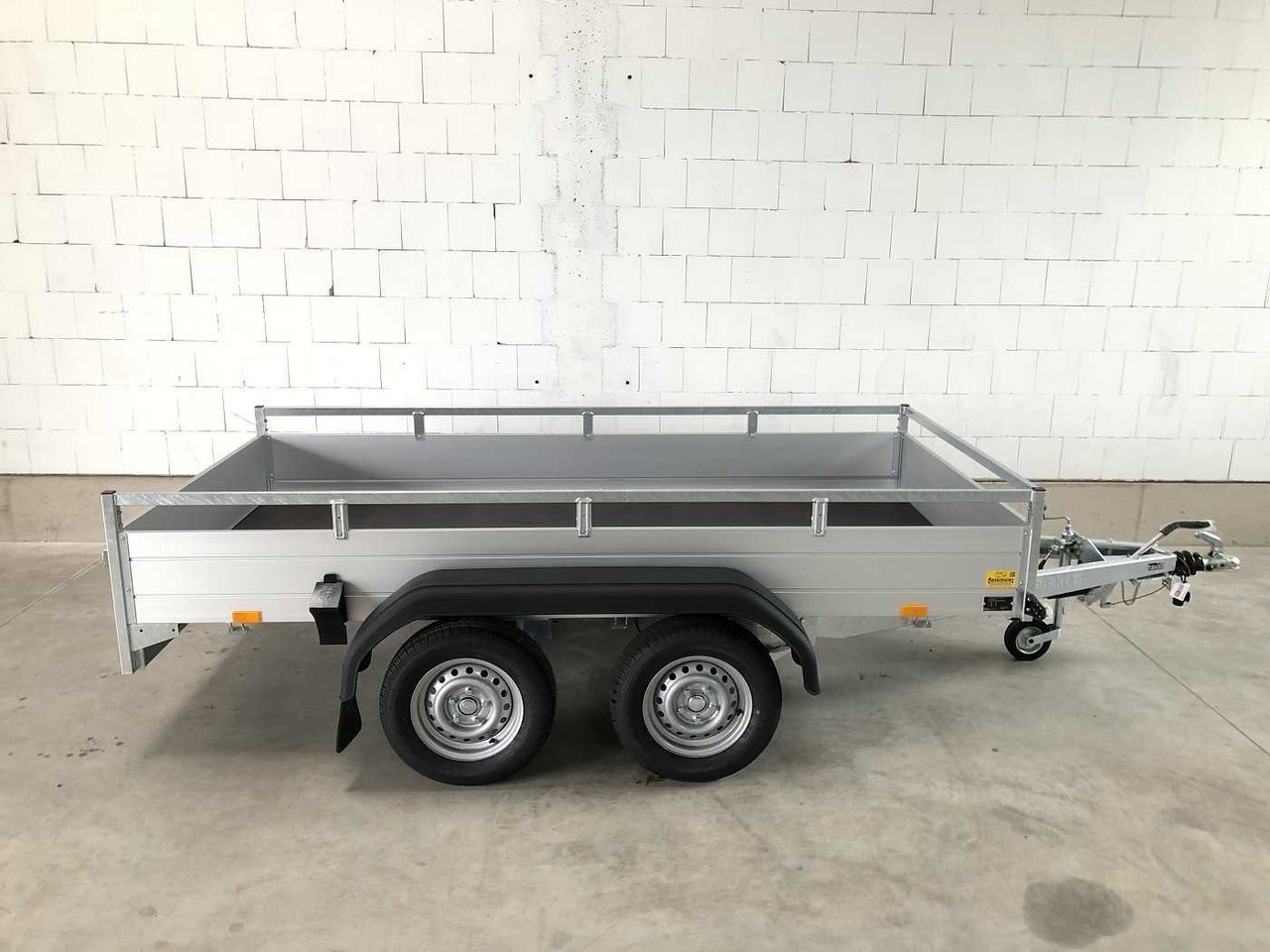 SARIS McAlu Pro 305 153 2000 2 Ramp Kastenanhänger geb - PKW Anhänger: das Bild 3 SARIS McAlu Pro 305 153 2000 2 Ramp Kastenanhänger geb - PKW Anhänger: das Bild 3