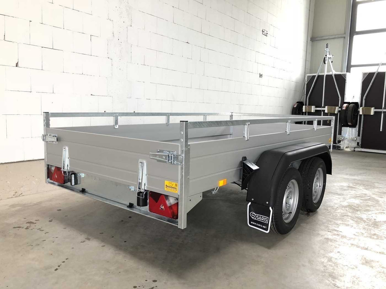 SARIS McAlu Pro 305 153 2000 2 Ramp Kastenanhänger geb - PKW Anhänger: das Bild 2 SARIS McAlu Pro 305 153 2000 2 Ramp Kastenanhänger geb - PKW Anhänger: das Bild 2