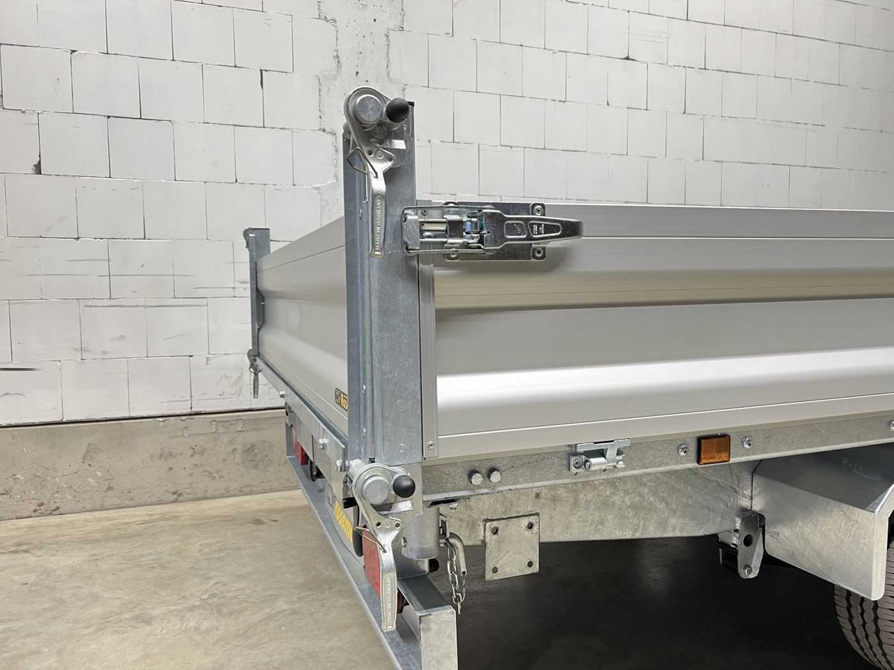 Kipper Anhänger neu kaufen VARIANT 3519TB30 mit Blattfedern Profi Dreiseitenkipper: das Bild 13