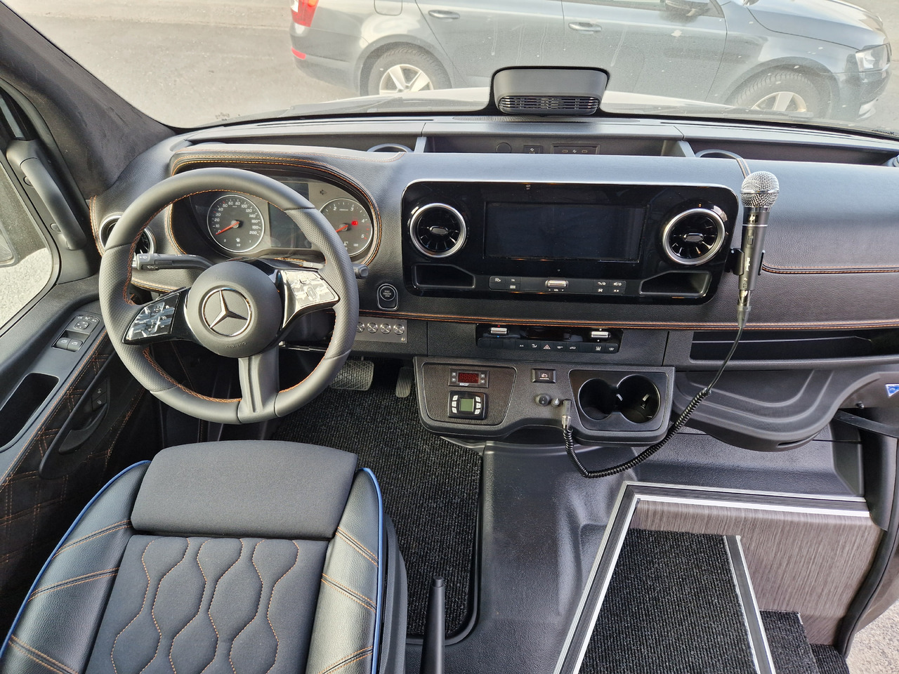 Kleinbus, Personentransporter neu kaufen MERCEDES-BENZ Sprinter 519 4x4 high and low drive: das Bild 8