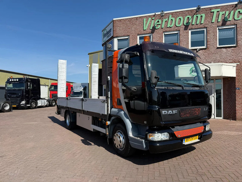 DAF LF45-170 oprijwagen 5.370KG laadvermogen APK 26-8-2025 - Autotransporter LKW: das Bild 1 DAF LF45-170 oprijwagen 5.370KG laadvermogen APK 26-8-2025 - Autotransporter LKW: das Bild 1