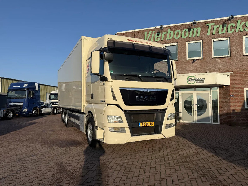 MAN TGX TGX 26.400 6X2-2 BL Iso Koffer mit LBW und Heizung EURO6 Holland Truck - Koffer LKW: das Bild 1 MAN TGX TGX 26.400 6X2-2 BL Iso Koffer mit LBW und Heizung EURO6 Holland Truck - Koffer LKW: das Bild 1