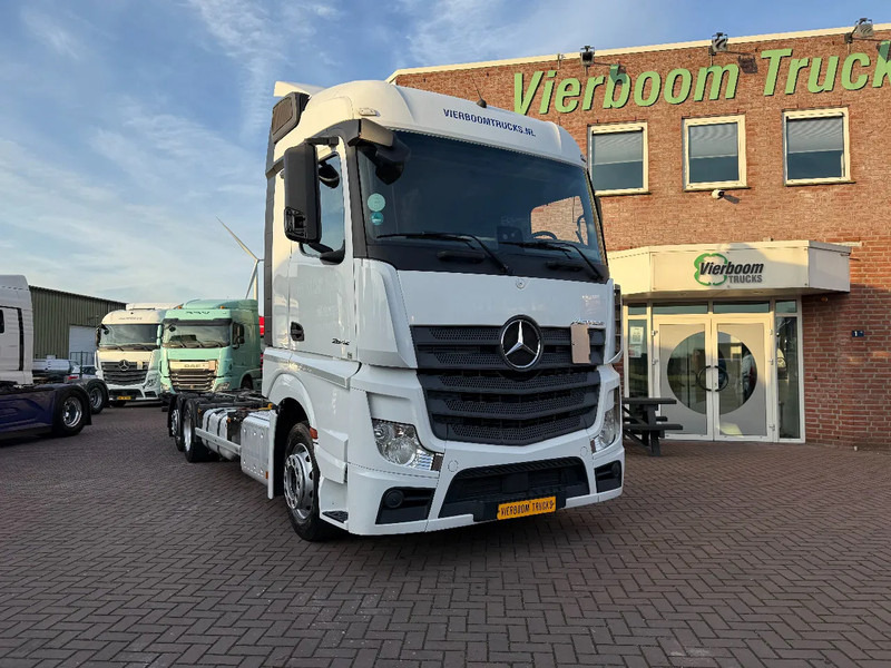 Mercedes-Benz Actros Actros 2542LL 6X2 BDF / ACC / AHK/ 678TKM / SMART TACHO / NL TRUCK - Containerwagen/ Wechselfahrgestell LKW: das Bild 1 Mercedes-Benz Actros Actros 2542LL 6X2 BDF / ACC / AHK/ 678TKM / SMART TACHO / NL TRUCK - Containerwagen/ Wechselfahrgestell LKW: das Bild 1