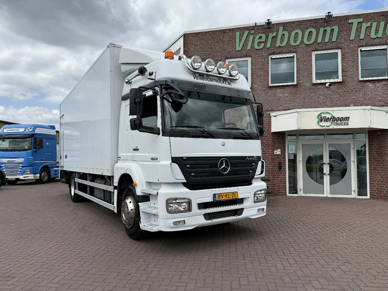 Koffer LKW Mercedes-Benz Axor 1824 Axor 1824L mit 7.70m Koffer und Ladebordwand: das Bild 1