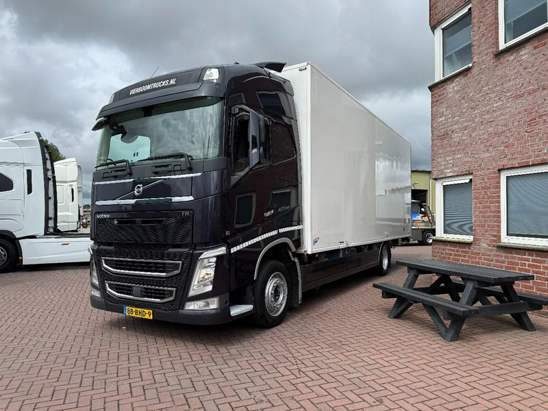 Volvo FH FH420 4X2 Globetrotter XL Kuhlkoffer mit Frigoblock - Kühlkoffer LKW: das Bild 2 Volvo FH FH420 4X2 Globetrotter XL Kuhlkoffer mit Frigoblock - Kühlkoffer LKW: das Bild 2