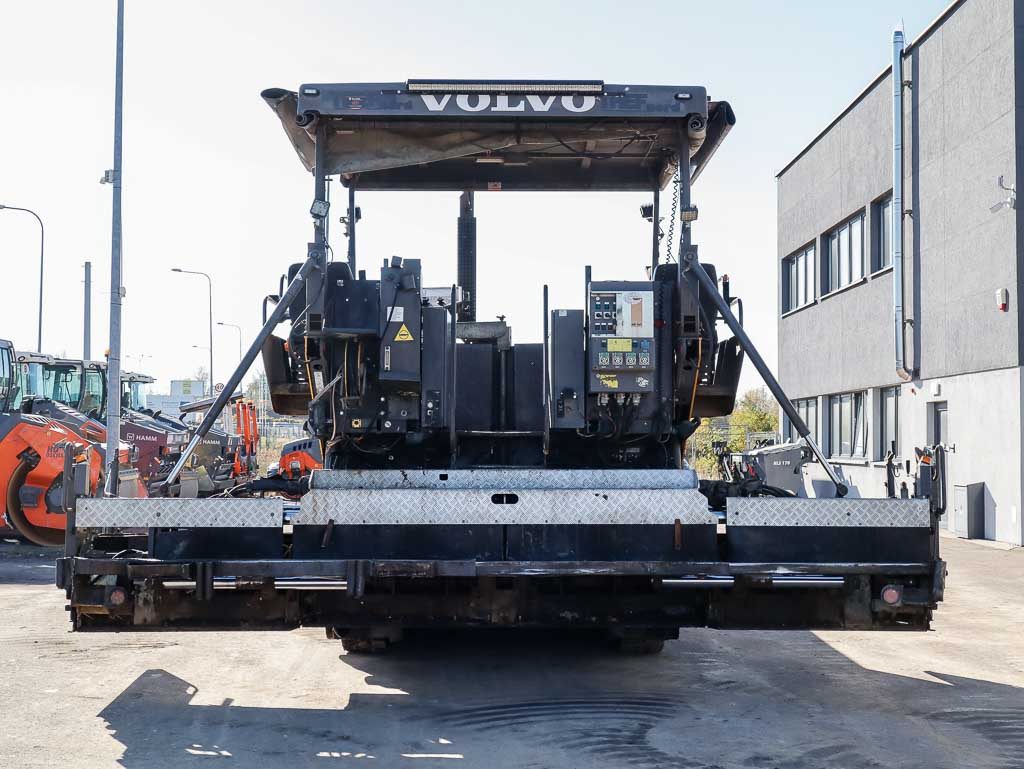 Asphaltfertiger/ Straßenfertiger VOLVO ABG 6820: das Bild 7
