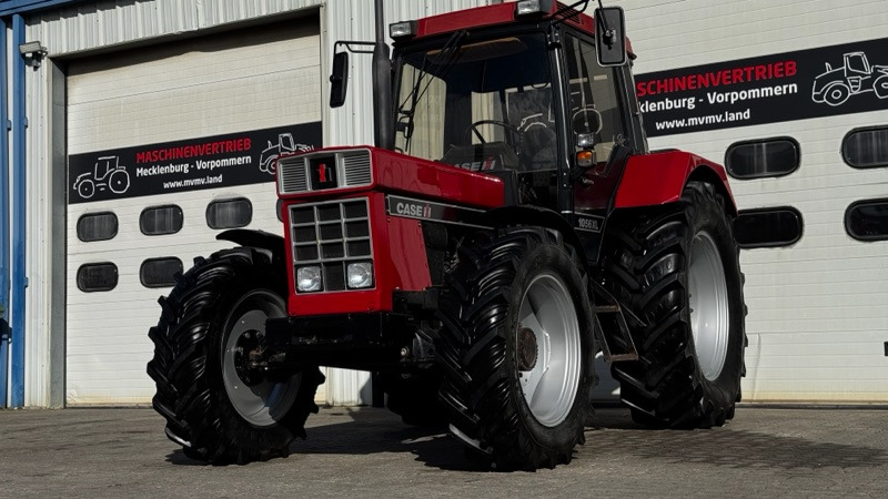 Case IH 1056 XL Oldtimer mit TÜV#top Condition# - Traktor: das Bild 1 Case IH 1056 XL Oldtimer mit TÜV#top Condition# - Traktor: das Bild 1