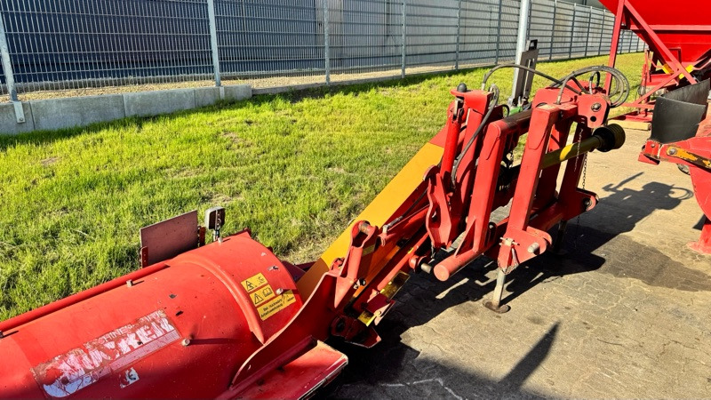 Dücker USM 15 VR4 - Schlegelmäher: das Bild 5 Dücker USM 15 VR4 - Schlegelmäher: das Bild 5