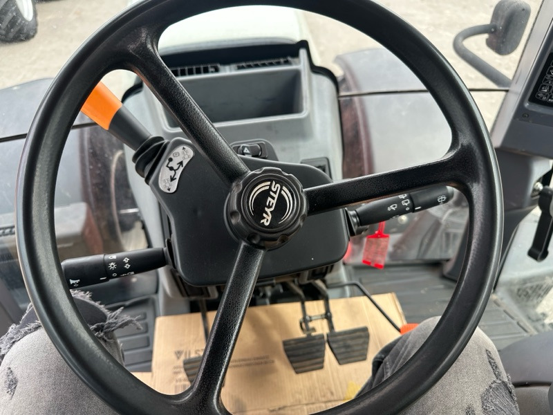 Steyr CVT 6205 - Traktor: das Bild 4 Steyr CVT 6205 - Traktor: das Bild 4