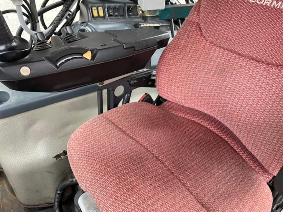 Forsttraktor Forst-Traktor MC Cormick X70.70: das Bild 11