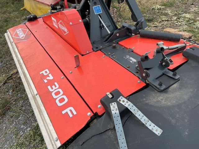 Frontmähwerk, Kuhn, PZ 300F - Mähwerk: das Bild 2 Frontmähwerk, Kuhn, PZ 300F - Mähwerk: das Bild 2