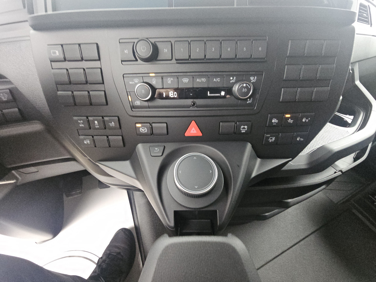 Sattelzugmaschine MAN TGX 26.520: das Bild 19