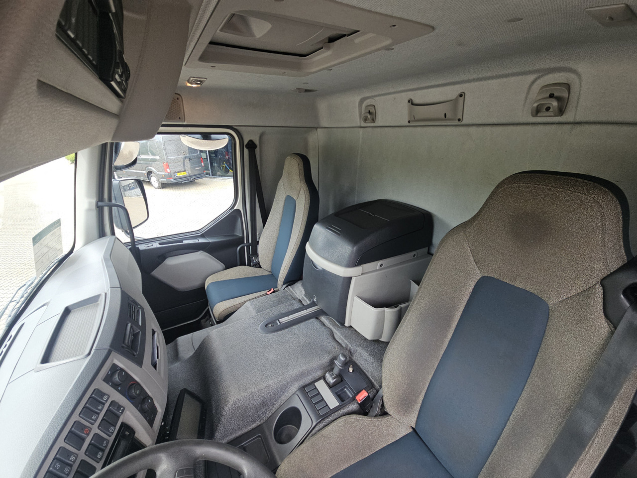 Volvo FE320 - Kühlkoffer LKW: das Bild 5 Volvo FE320 - Kühlkoffer LKW: das Bild 5