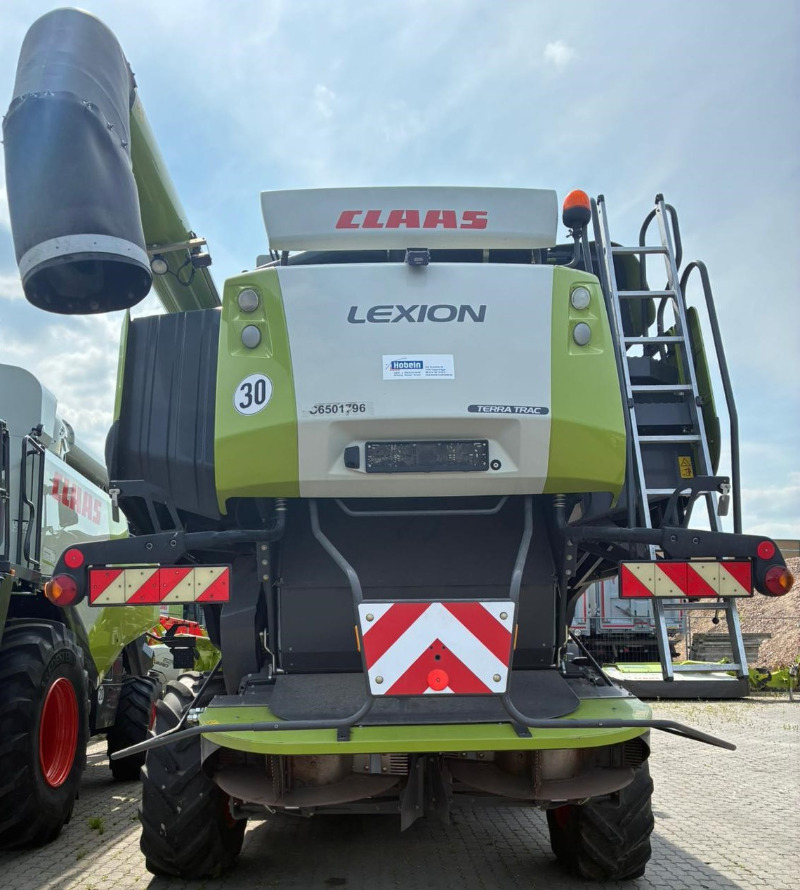 CLAAS Lexion 760TT - Mähdrescher: das Bild 4 CLAAS Lexion 760TT - Mähdrescher: das Bild 4