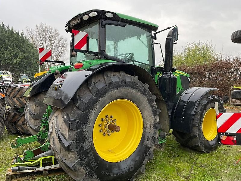 John Deere 6195 R - Traktor: das Bild 4 John Deere 6195 R - Traktor: das Bild 4