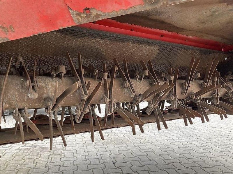 Vicon Extra 832T - Mähwerk: das Bild 2 Vicon Extra 832T - Mähwerk: das Bild 2