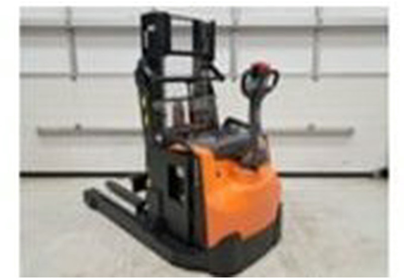 BT RWE120 - Hochhubwagen: das Bild 4 BT RWE120 - Hochhubwagen: das Bild 4
