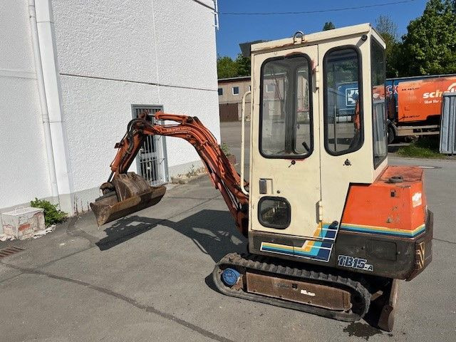 Takeuchi T B 15 A - Minibagger: das Bild 2 Takeuchi T B 15 A - Minibagger: das Bild 2