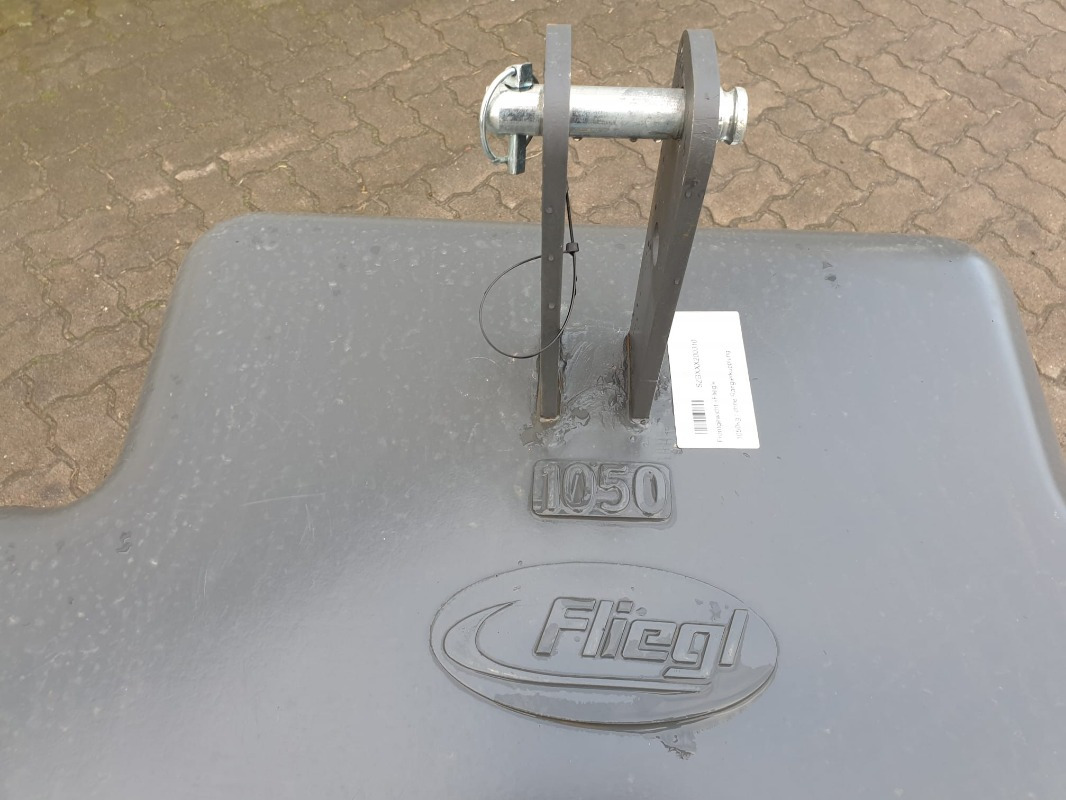 Fliegl GEWICHT 1.050KG - Gegengewicht: das Bild 4 Fliegl GEWICHT 1.050KG - Gegengewicht: das Bild 4