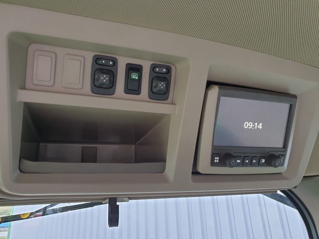 John Deere 7R 330 **MIETRÜCKLÄUFER** - Traktor: das Bild 3 John Deere 7R 330 **MIETRÜCKLÄUFER** - Traktor: das Bild 3