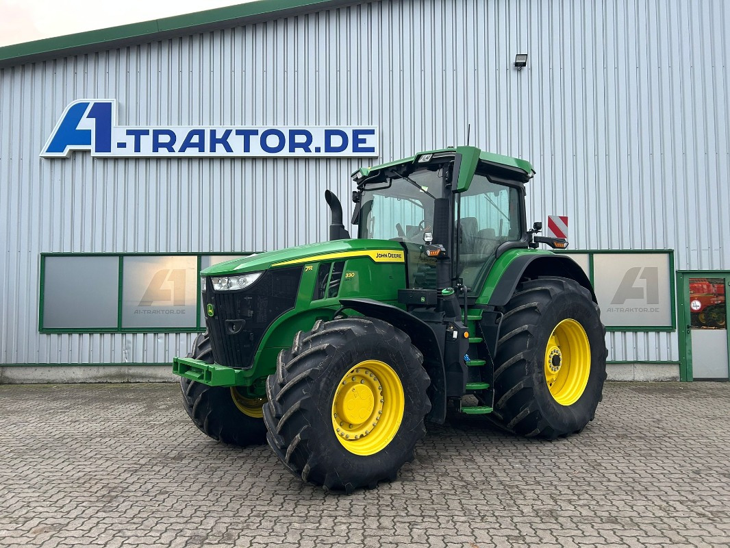 John Deere 7R 330 e23 - Traktor: das Bild 1 John Deere 7R 330 e23 - Traktor: das Bild 1