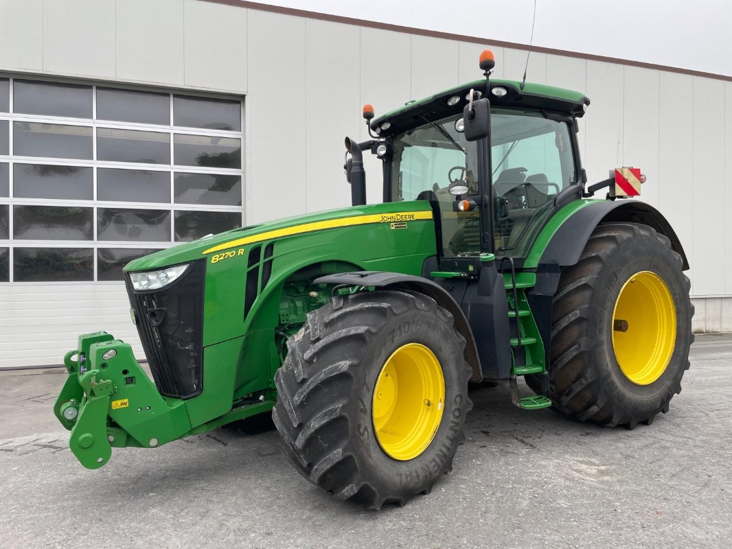 John Deere 8270R - Traktor: das Bild 1 John Deere 8270R - Traktor: das Bild 1