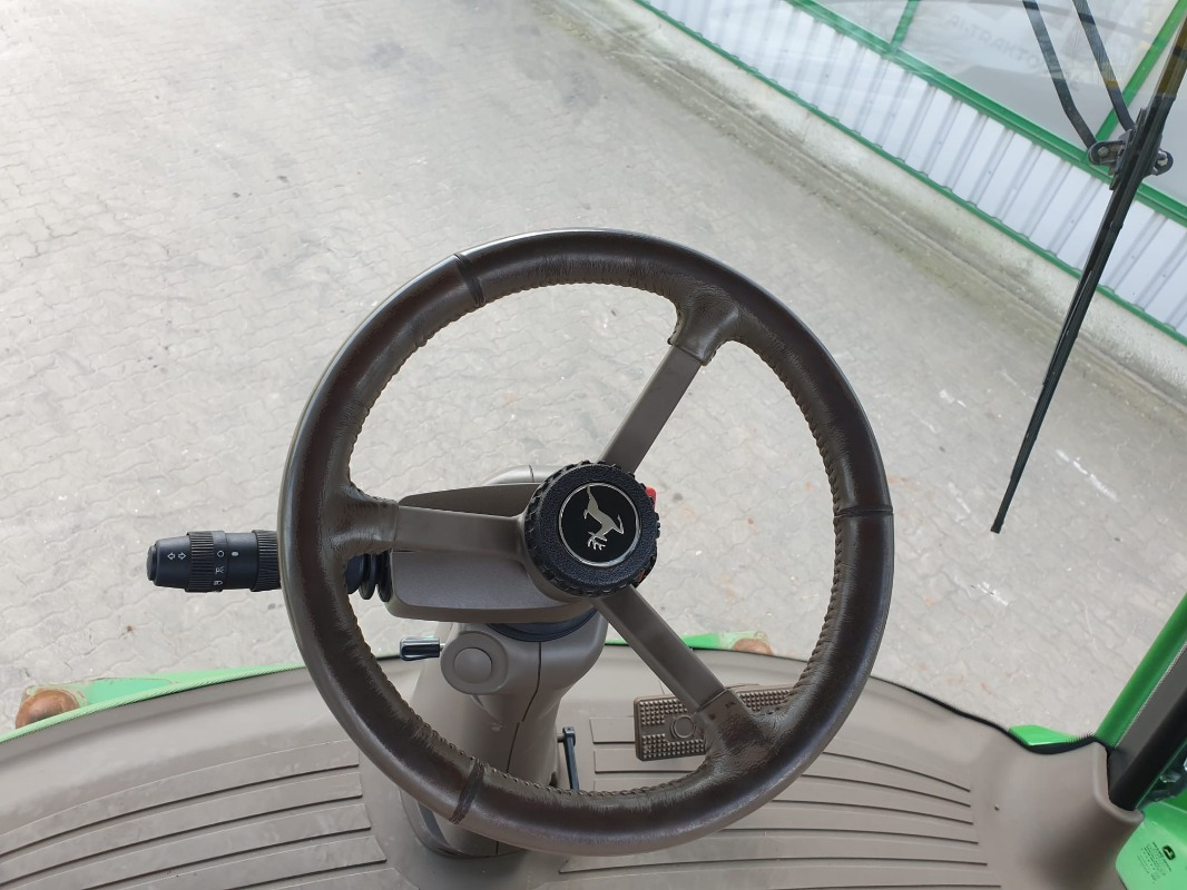John Deere 8600 - Erntemaschine: das Bild 3 John Deere 8600 - Erntemaschine: das Bild 3