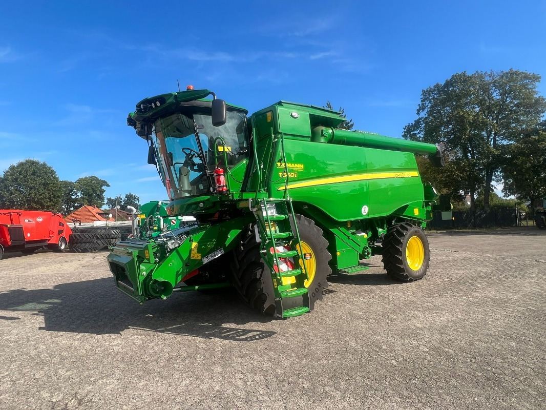 John Deere T560 - Mähdrescher: das Bild 1 John Deere T560 - Mähdrescher: das Bild 1