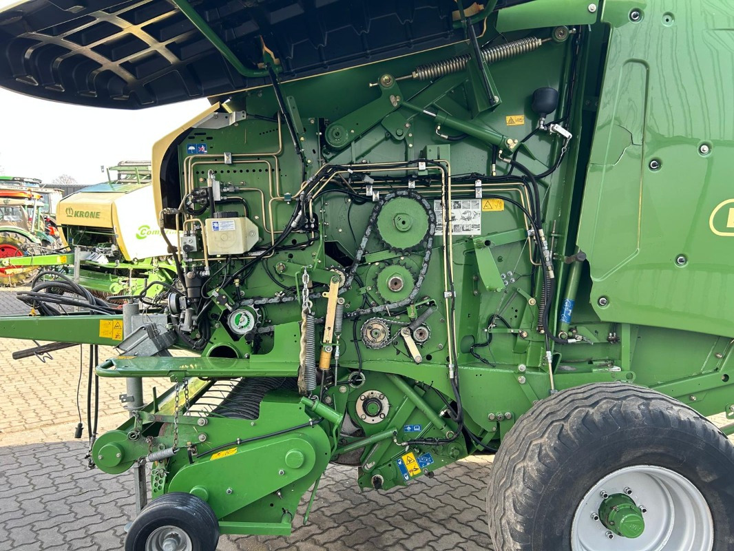Ballenwickelgerät Krone Comprima V 180 XC: das Bild 6