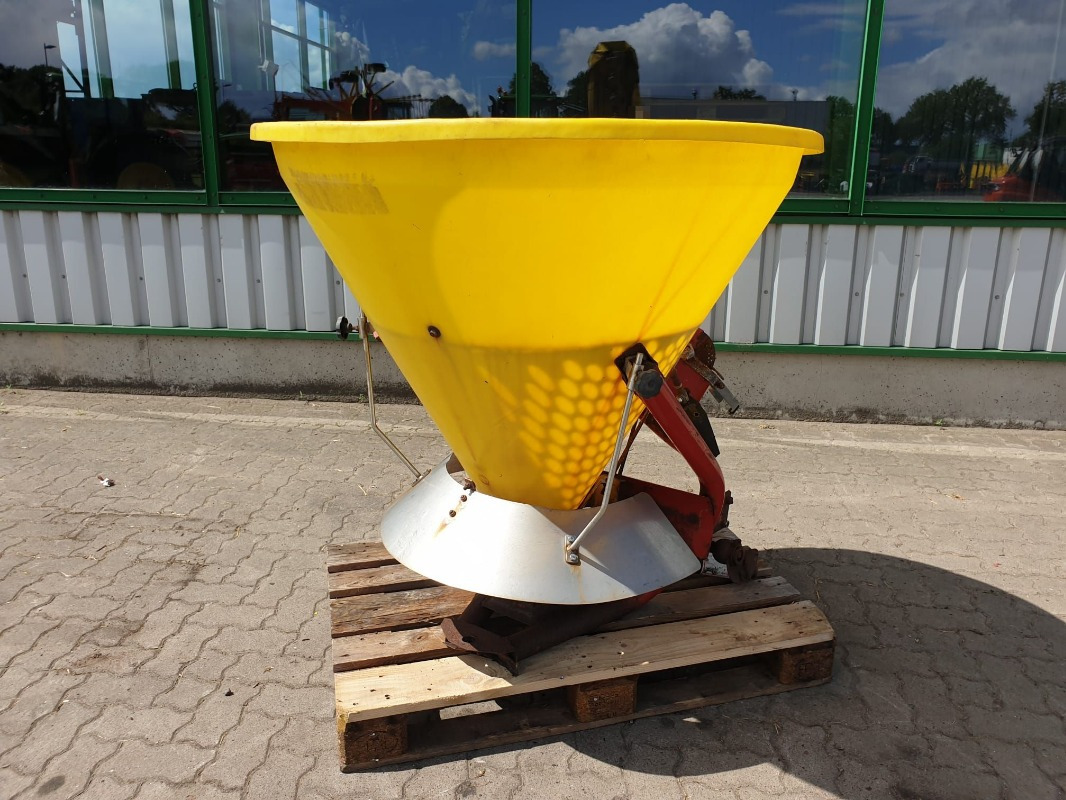 Saphir PLS 500/2013 - Salzstreuer: das Bild 2 Saphir PLS 500/2013 - Salzstreuer: das Bild 2