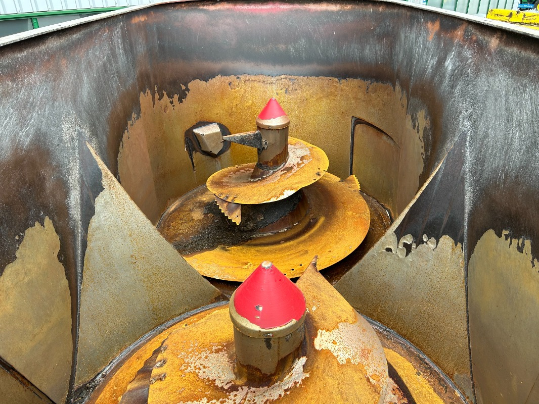 Strautmann Verti-Mix 1700 Double - Futtermischwagen: das Bild 5 Strautmann Verti-Mix 1700 Double - Futtermischwagen: das Bild 5