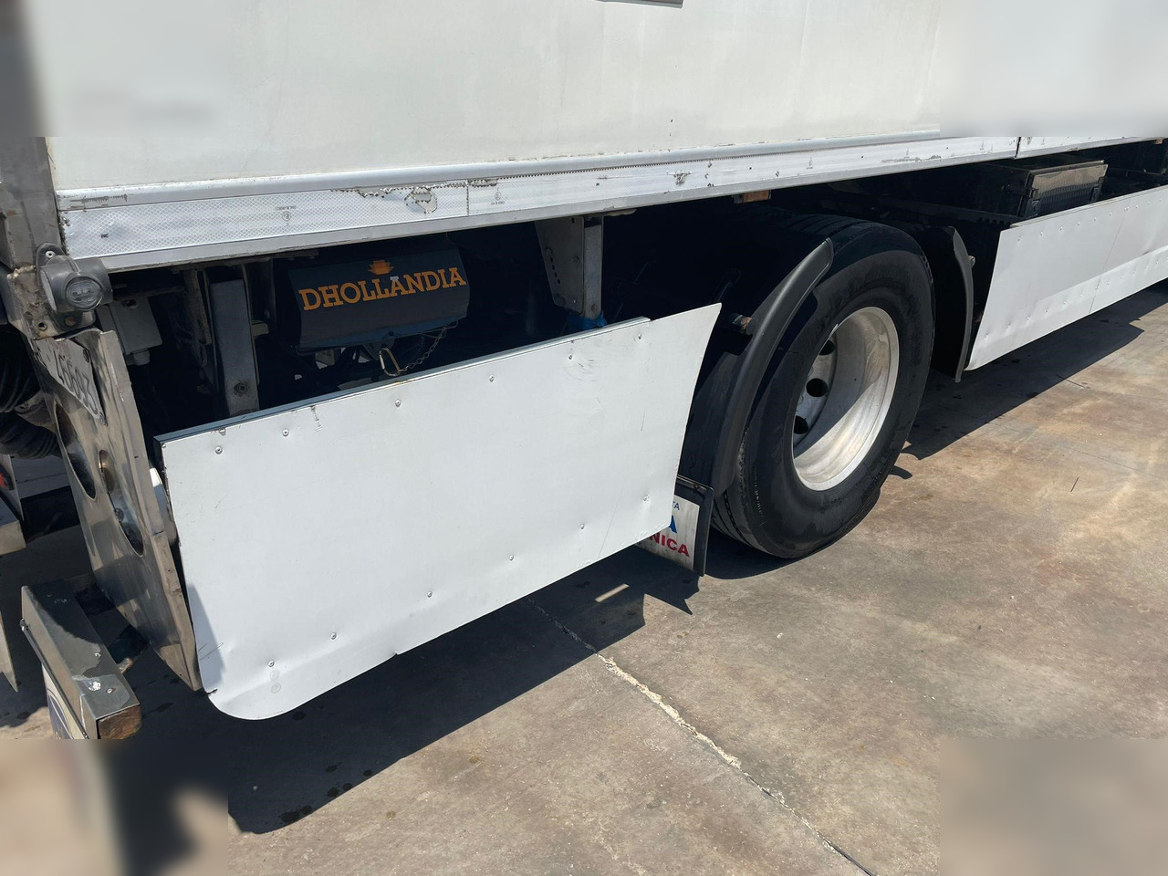 OMAR - Kühlkoffer Anhänger: das Bild 4 OMAR - Kühlkoffer Anhänger: das Bild 4