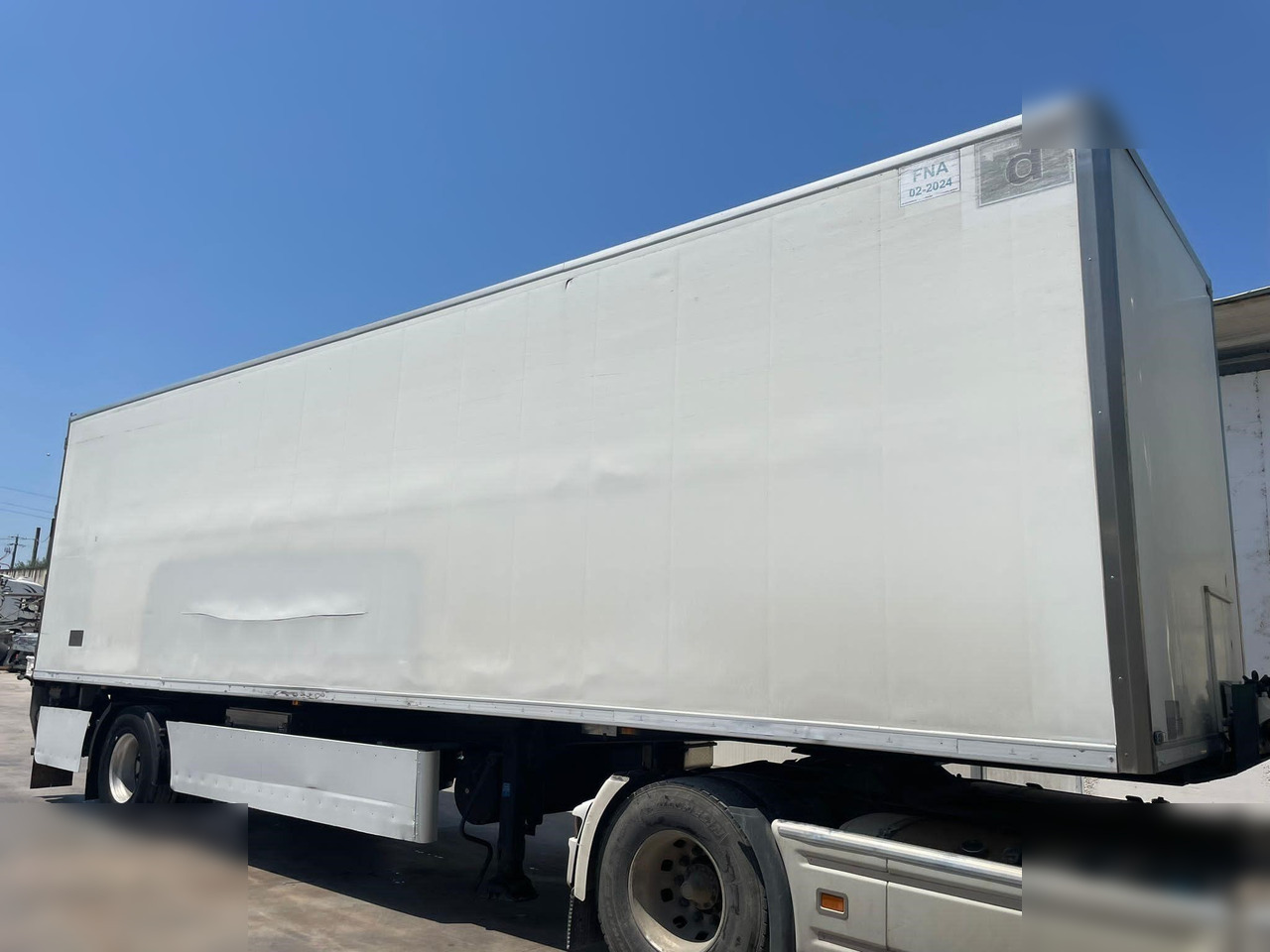 OMAR - Kühlkoffer Anhänger: das Bild 3 OMAR - Kühlkoffer Anhänger: das Bild 3