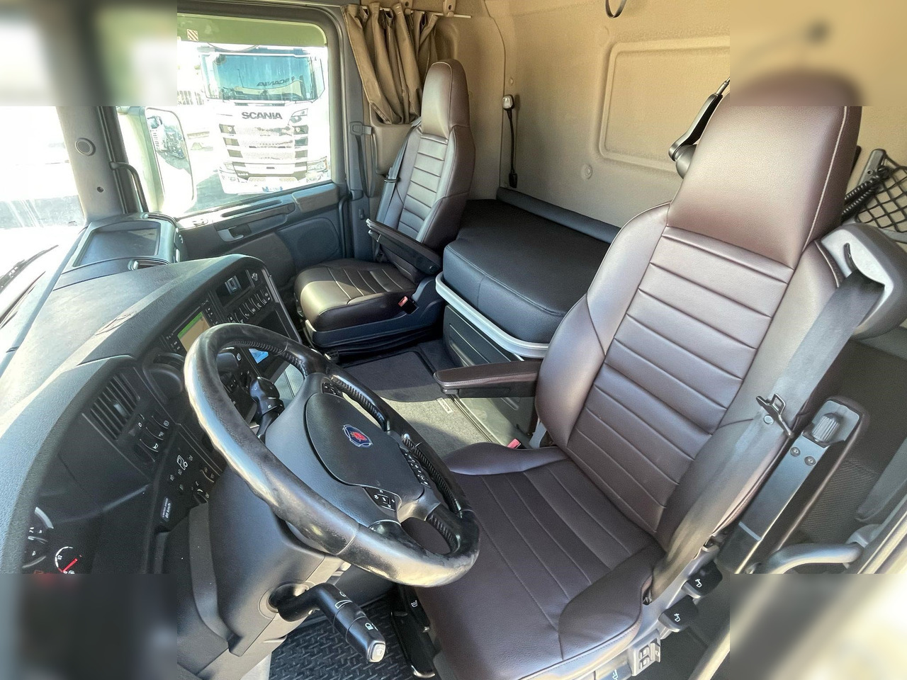 SCANIA R580 - Fahrgestell LKW: das Bild 5 SCANIA R580 - Fahrgestell LKW: das Bild 5