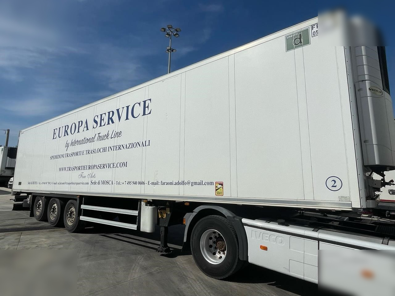 SCHMITZ CARGOBULL - Kühlkoffer Auflieger: das Bild 4 SCHMITZ CARGOBULL - Kühlkoffer Auflieger: das Bild 4