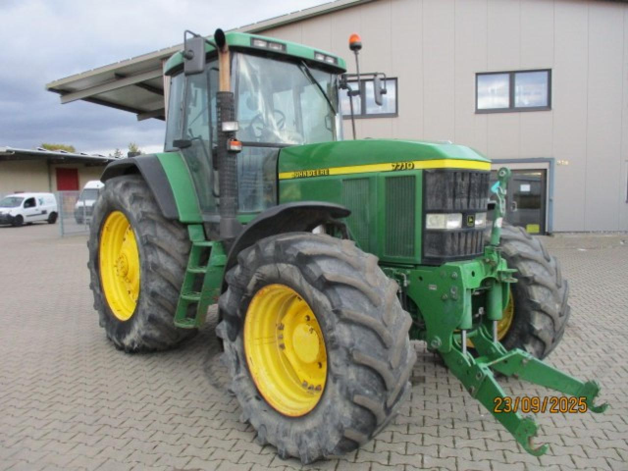 Traktor John Deere 7710 TLS  Krichgang: das Bild 6
