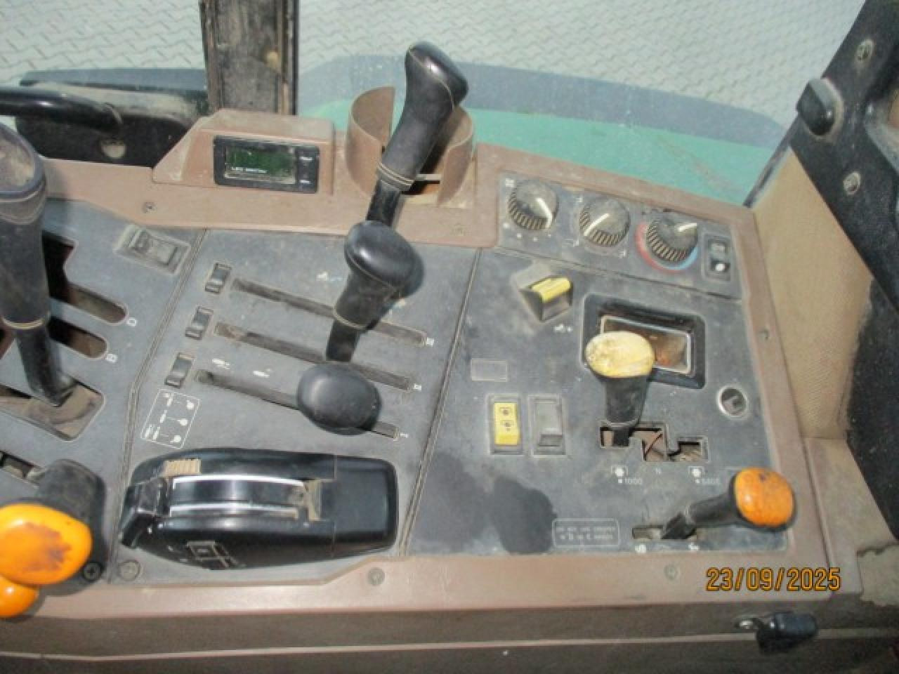 Traktor John Deere 7710 TLS  Krichgang: das Bild 10