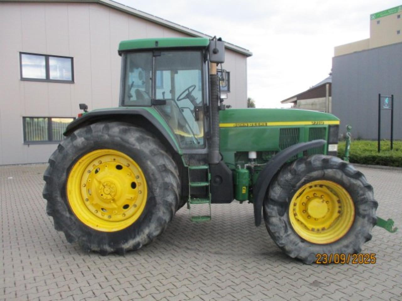 John Deere 7710 TLS Krichgang - Traktor: das Bild 5 John Deere 7710 TLS Krichgang - Traktor: das Bild 5