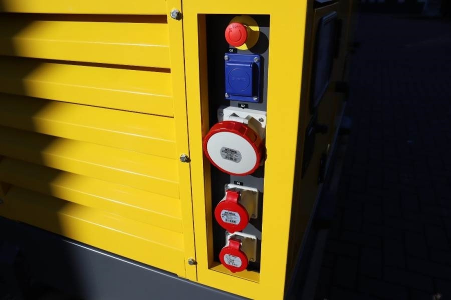 Atlas Copco QAS 40 ST3 Valid inspection, *Guarantee! Diesel, 4 - Stromgenerator: das Bild 5 Atlas Copco QAS 40 ST3 Valid inspection, *Guarantee! Diesel, 4 - Stromgenerator: das Bild 5