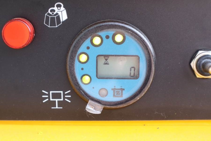 Scherenbühne Haulotte Compact 10N Valid Iinspection, *Guarantee! 10m Wor: das Bild 6