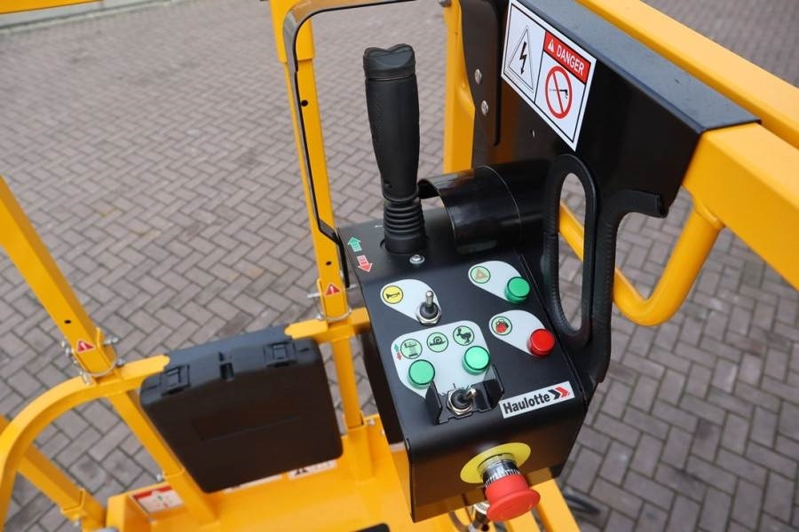 Scherenbühne Haulotte Compact 10N Valid Inspection, *Guarantee! 10m Work: das Bild 9