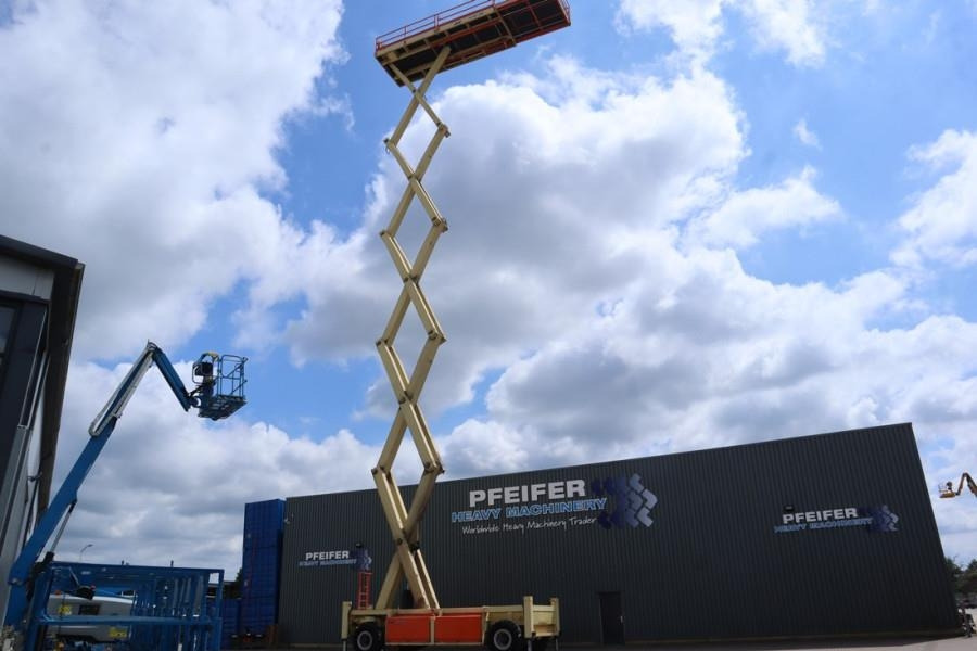 JLG SL320-30 Diesel, 4x4 Drive, 34m Working Height, 14 - Scherenbühne: das Bild 3 JLG SL320-30 Diesel, 4x4 Drive, 34m Working Height, 14 - Scherenbühne: das Bild 3