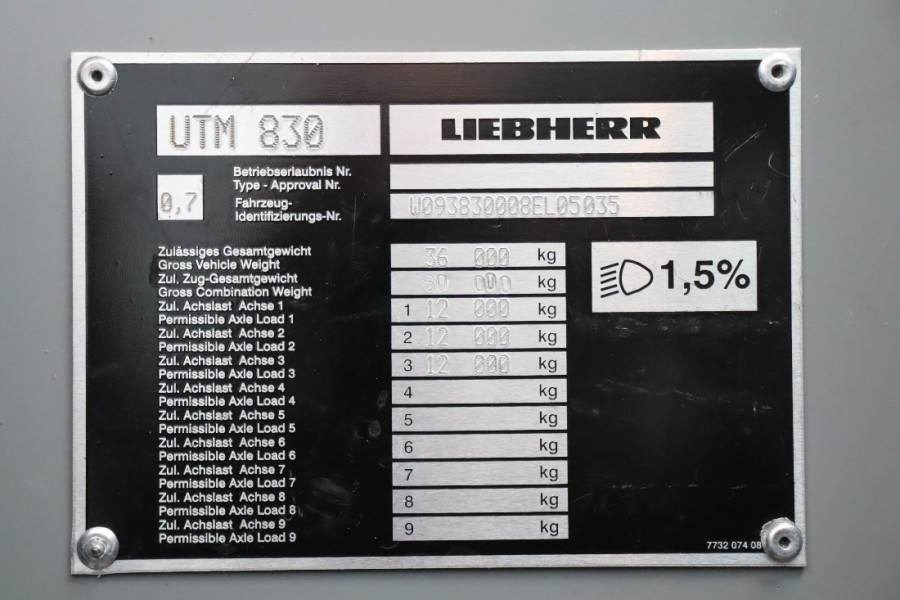 All-Terrain Kran Liebherr LTM1050-3.1 6x4 Drive And 6-Wheel Steering, 50t Ca: das Bild 6