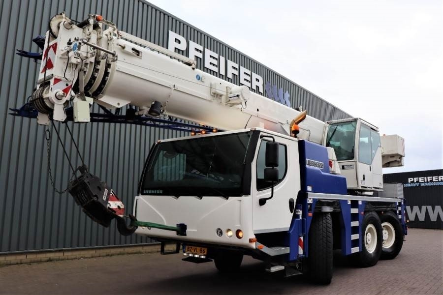 All-Terrain Kran Liebherr LTM1050-3.1 6x4 Drive And 6-Wheel Steering, 50t Ca: das Bild 11