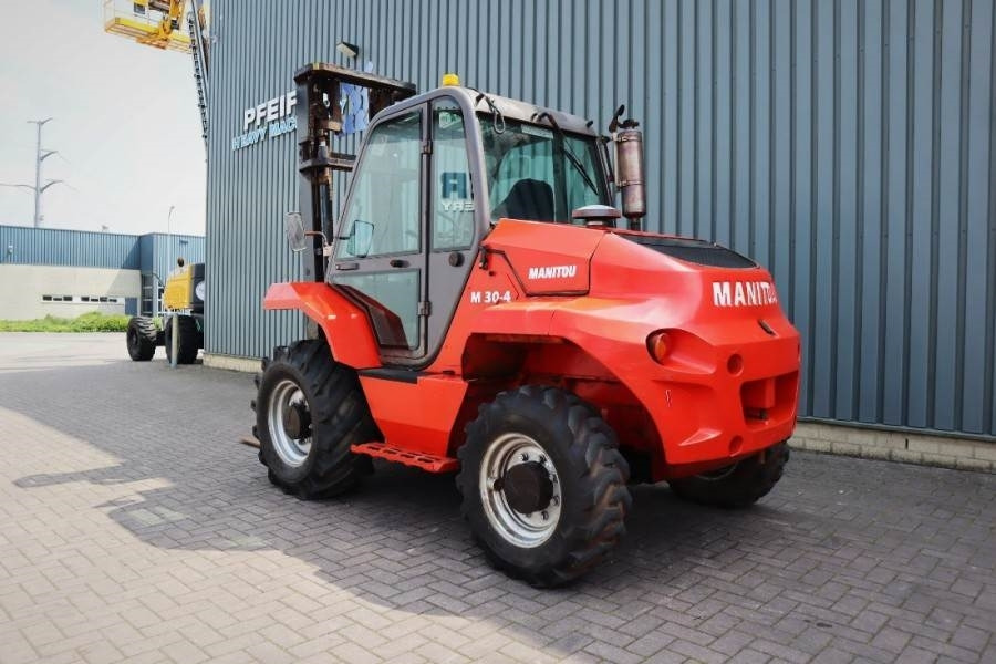 Geländestapler Manitou M30-4 Diesel, 4x4 Drive, 3t Capacity, Triplex Mast: das Bild 9