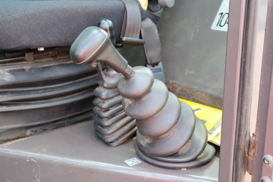Geländestapler Manitou M30-4 Diesel, 4x4 Drive, 3t Capacity, Triplex Mast: das Bild 13