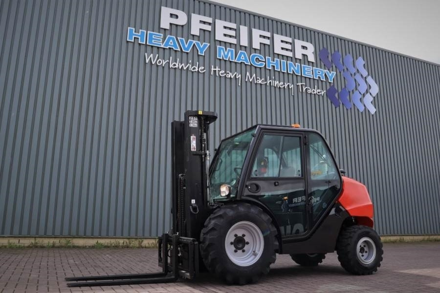 Manitou MC25-4 Valid Inspection, *Guarantee, Diesel, 4x4 D - Geländestapler: das Bild 1 Manitou MC25-4 Valid Inspection, *Guarantee, Diesel, 4x4 D - Geländestapler: das Bild 1