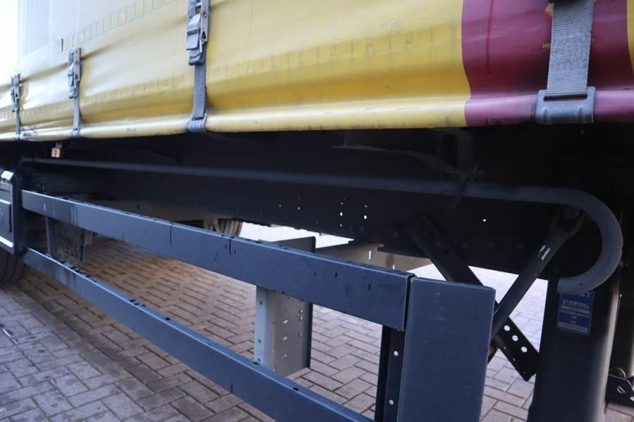 Schmitz Cargobull SCB3ST CoC Documents, TuV Loading Certif – Leasing Schmitz Cargobull SCB3ST CoC Documents, TuV Loading Certif: das Bild 13 Schmitz Cargobull SCB3ST CoC Documents, TuV Loading Certif – Leasing Schmitz Cargobull SCB3ST CoC Documents, TuV Loading Certif: das Bild 13